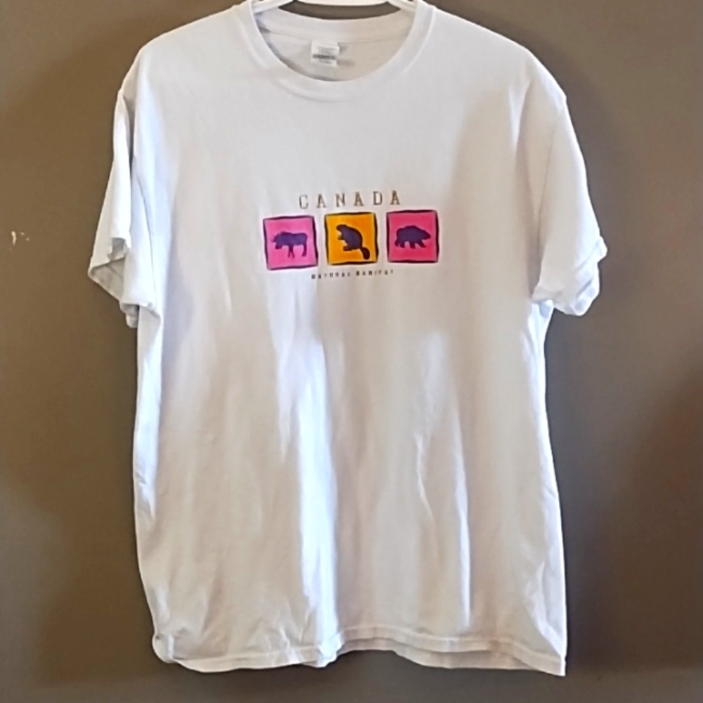 🌞 3/$20 Women's white T-shirt size large